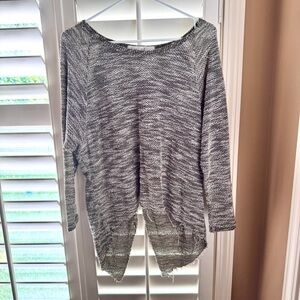 Vintage Havana Women’s Small Open Back Asymmetrical Hem Sweater Gray White USA